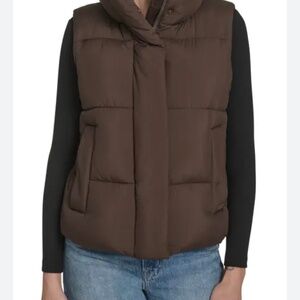 NWT GO.G.G women's oversized puffer vest color brown size medium (094)